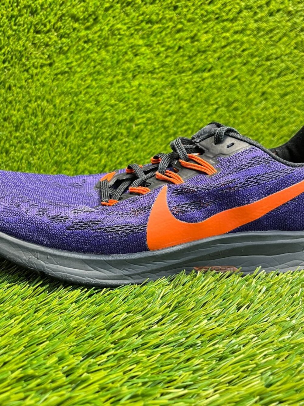 Nike Air Zoom Pegasus 36 Mens Size 10 Purple Orange Black Running Shoes Sneakers - Picture 3 of 10